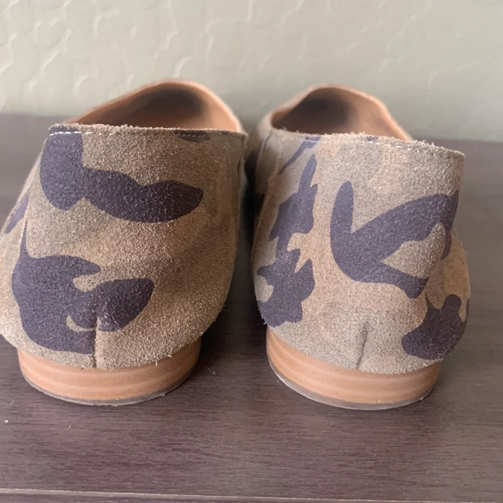 Lucky Brand Camo Bylando Leather Ballet Flat Size‎ 7.5